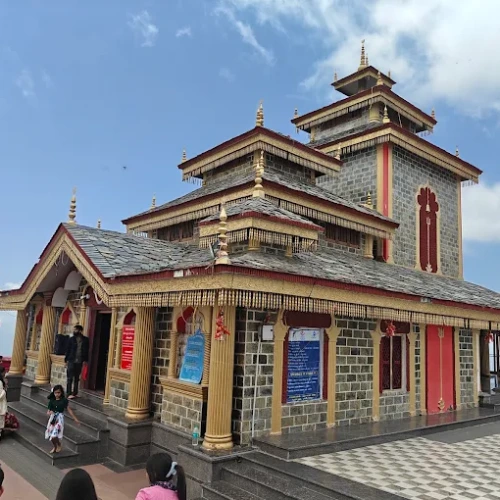 Dehradun to Surkanda Devi road route through Mussoorie and Dhanaulti to Kaddukhal